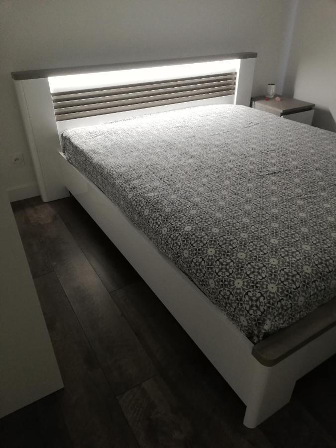 Chambre D'Hotes Chez Sandrine Guîtres Eksteriør bilde